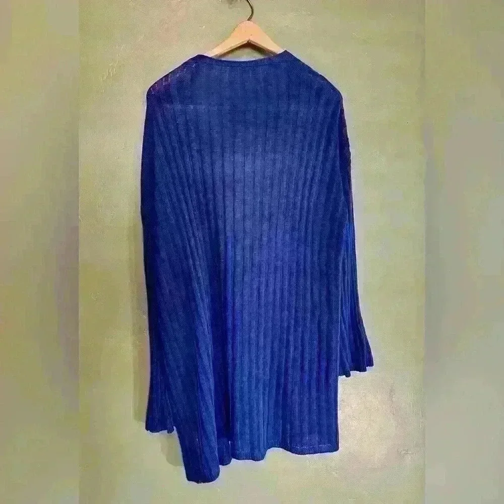 Periwinkle Ribbed Sweater with Pockets - Picture 3 of 4
